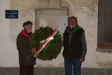 Deposizione corona per Ilmo Peronetto