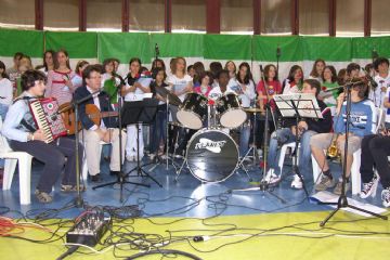 Il gruppo dei ragazzi della scuola media